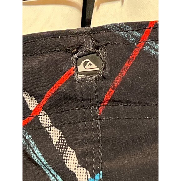 Quiksilver Size 10 Kids Plaid Board Shorts With Pocket & Drawstring Closure - Picture 8 of 12